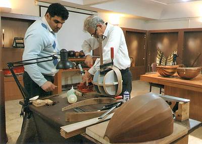Crafting and playing the Oud