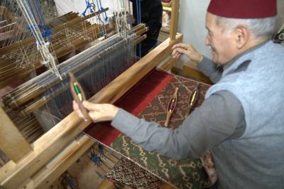 Moroccan Caftan: art, traditions and skills