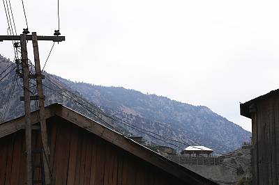 Suri Jagek (observing the sun), traditional meteorological and astronomical practice based on the observation of the sun, moon and stars in reference to the local topography