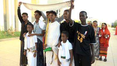 The zaffa in the traditional wedding